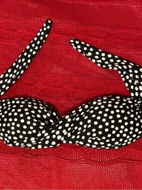 Black and white‎ polka dot bandeau style bathing suit top. Size small